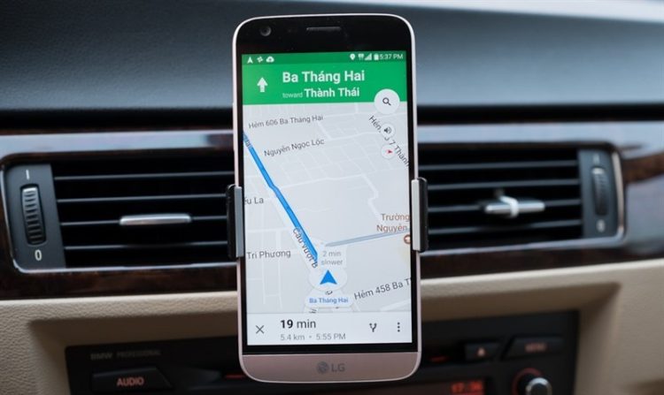 Giới thiệu tính năng cảnh báo tốc độ trên Google Maps