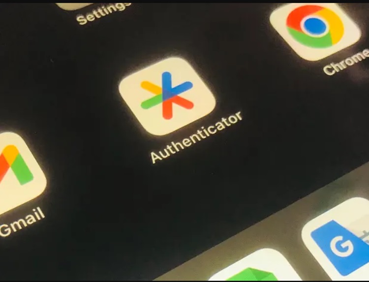 Ứng dụng Google Authenticator trên điện thoại